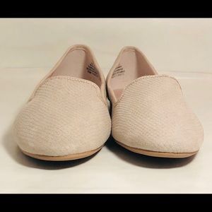 Cream flats